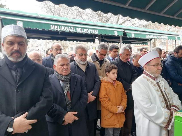 Türk-İş Eski Genel Başkanı Mustafa Kumlu Son Yolculuğuna Uğurlandı