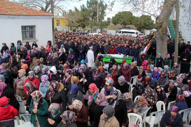 Kazada ölen İlayda, gözyaşları arasında toprağa verildi