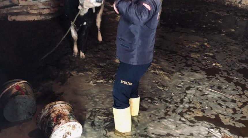 İtfaiye ekipleri k&ouml;yl&uuml;ler i&ccedil;in seferber oldu