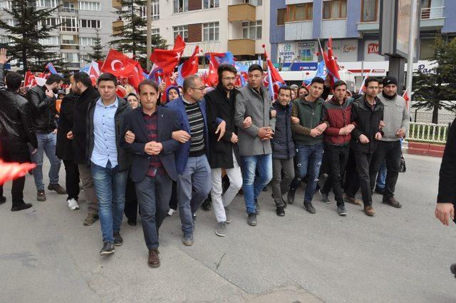 Afyonkarahisar AK Parti’den sevgi yürüyüşü
