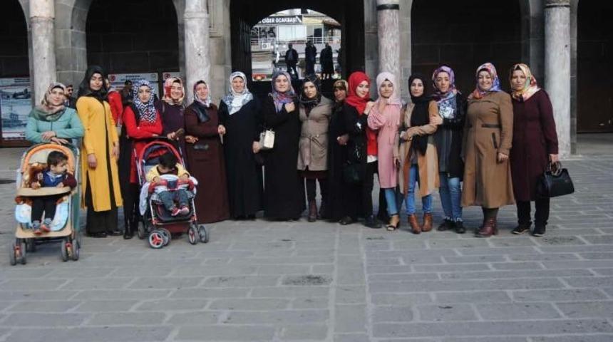 Gercüşlü kadınlara Şanlıurfa gezisi