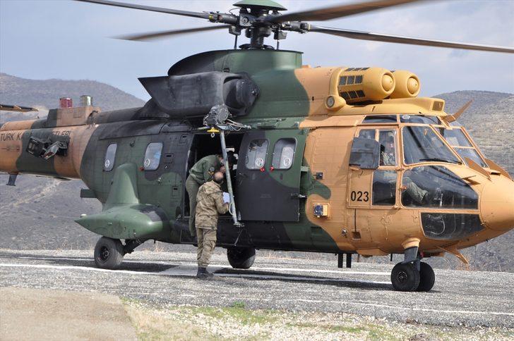 Oy pusulaları askeri helikopterle taşındı G5