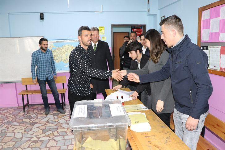 Kenan Sofuoğlu, oyunu kullandı  G5