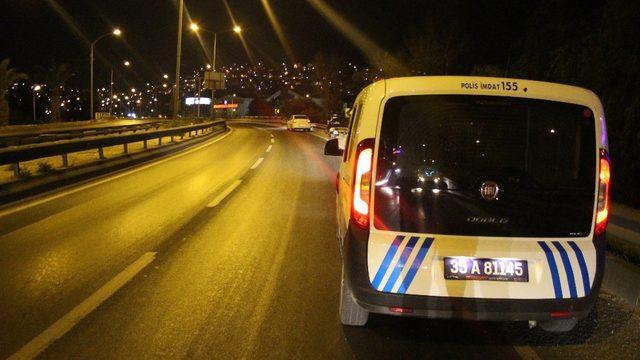 İzmir’de motosiklet sürücüsü ağır yaralandı