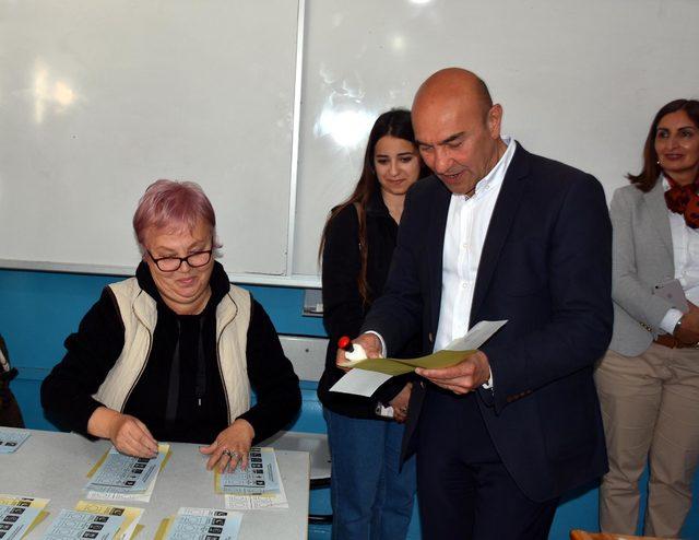 Millet İttifakı'nın İzmir Adayı Tunç Soyer oyunu kullandı