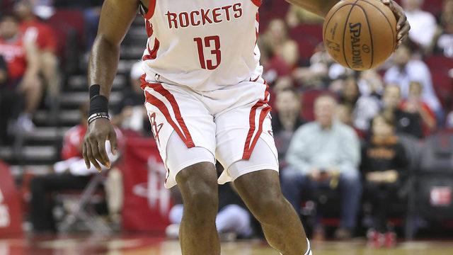 James Harden, Sacramento Kings karşısında Houston Rockets'ı taşıdı