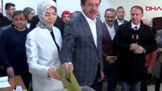 Nihat Zeybekci oyunu kullandı