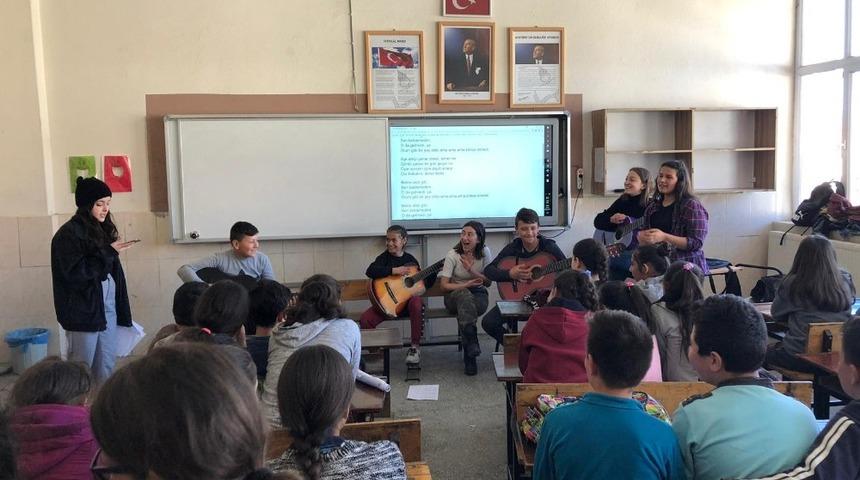 Burhaniye&rsquo;de Kardeş Okul projesi