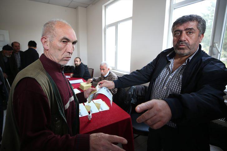 Huzurevi sakinleri de oylarını kullandı  G1