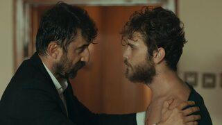 Onur Saylak'tan Çukur pozu!