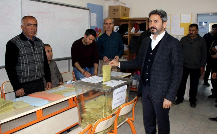 Adıyaman’da siyasiler oylarını kullandı G2