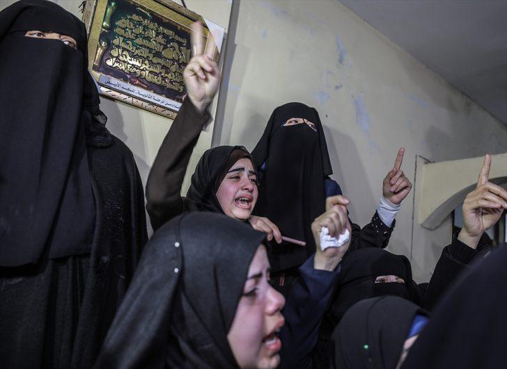 Gazze 17 yaşındaki şehidini uğurladı  G4