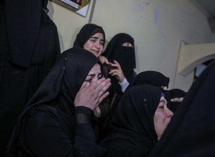 Gazze 17 yaşındaki şehidini uğurladı  G5