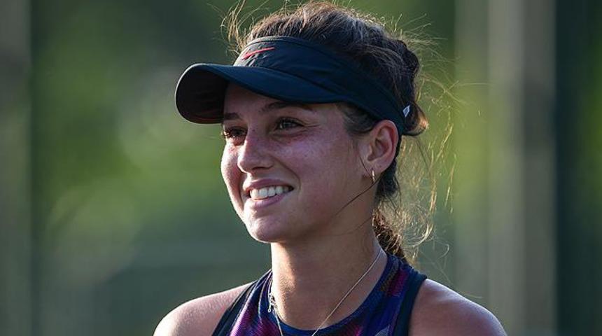 İpek Soylu'dan Mısır'da &ccedil;ifte şampiyonluk