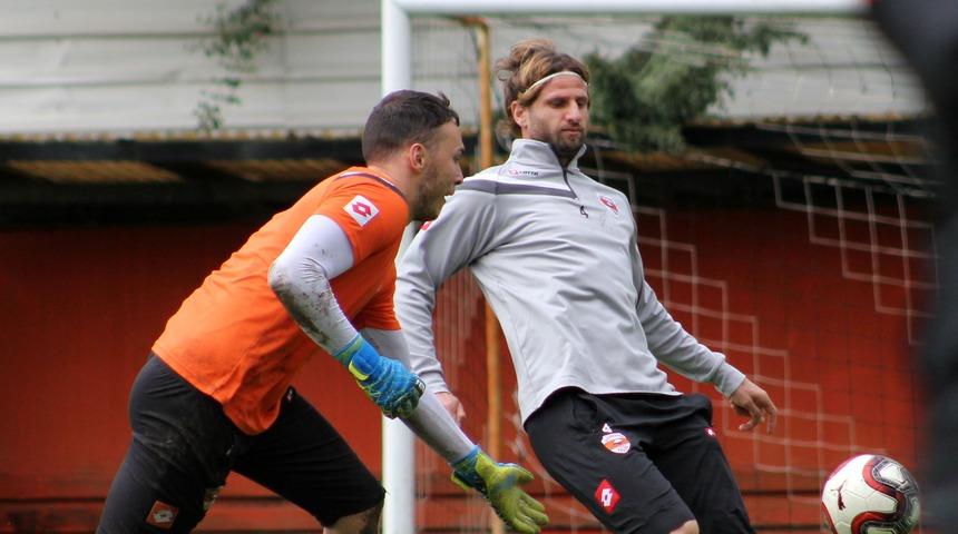 Adanaspor Karab&uuml;kspor ma&ccedil;ı hazırlıklarını s&uuml;rd&uuml;rd&uuml;