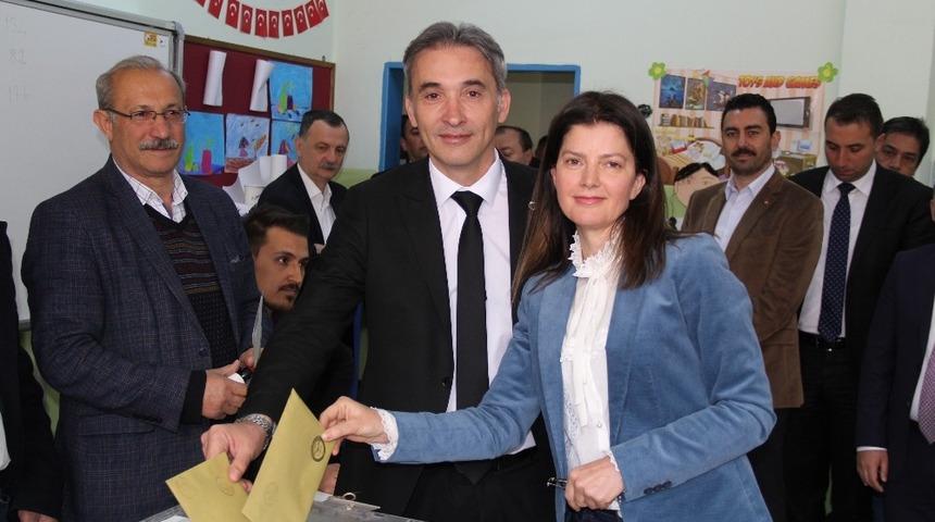 Millet İttifakının adayı Şıktaşlı oyunu kullandı