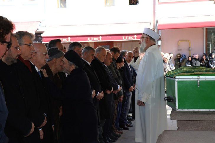 Yunus Tever’in amcasının oğlu son yolculuğuna uğurlandı G3