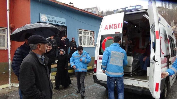 Hastalar, ambulansla sandık başına taşındı G4