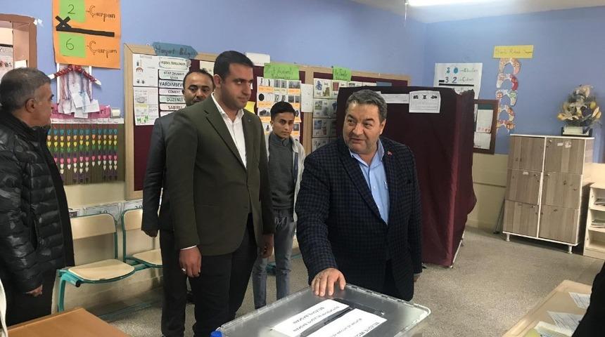 Fendoğlu&rsquo;ndan sandık ziyareti
