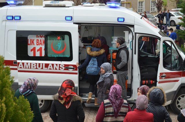 Apartmanın elektrik panosu yandı: Dumandan etkilenen 8 kişi hastanelik oldu