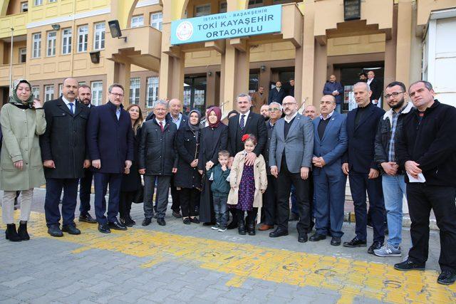 AK Parti İl Başkanı Bayram Şenocak oyunu kullandı