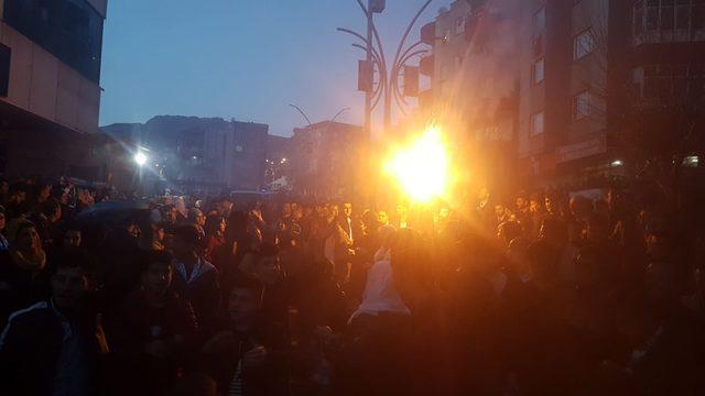 Şırnak'ta AK Parti'lilerden erken kutlama