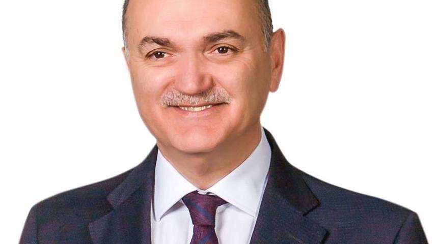 Düzce Belediye Başkanlığı'na AK Parti'li Faruk Özlü seçildi