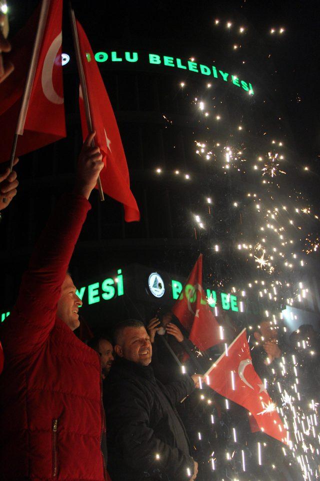 Bolu'da, Millet İttifakı seçim sonuçlarını kutladı