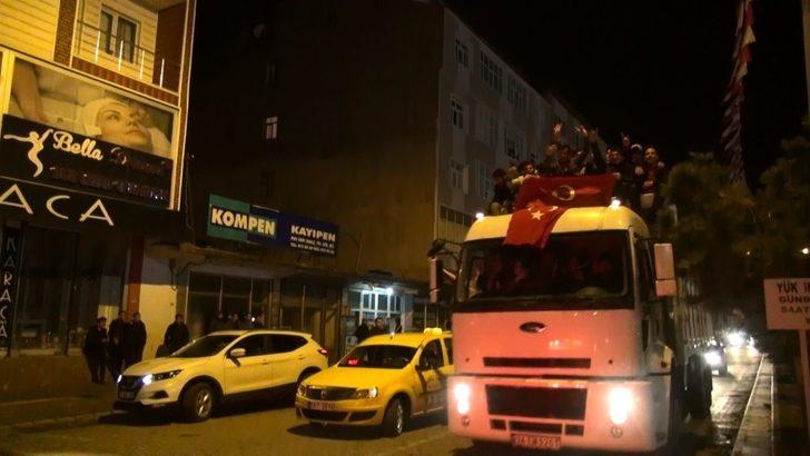 Ahlat’ta AK Parti ve MHP’den seçim kutlaması G4