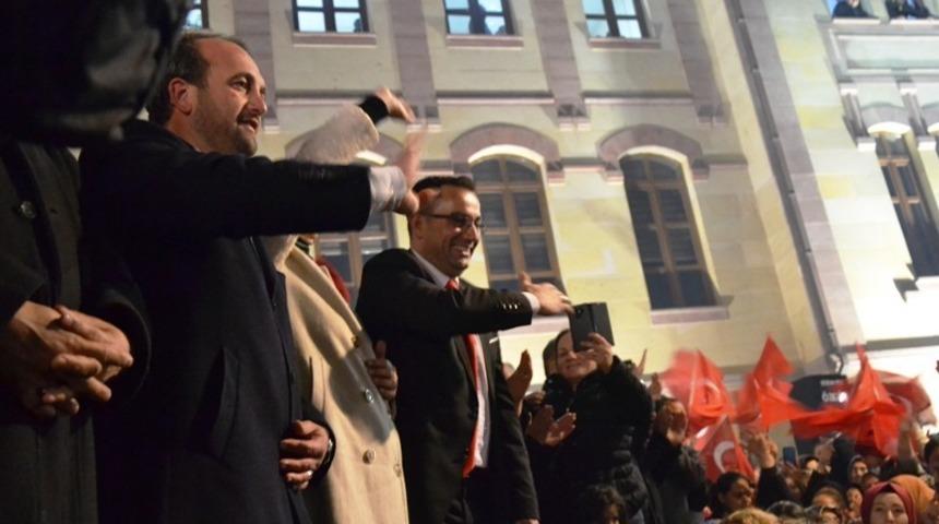 Biga’da seçimi Bülent Erdoğan  kazandı