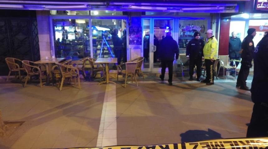 Uşak Baro Başkanı fenalaştığı kafede hayatını kaybetti