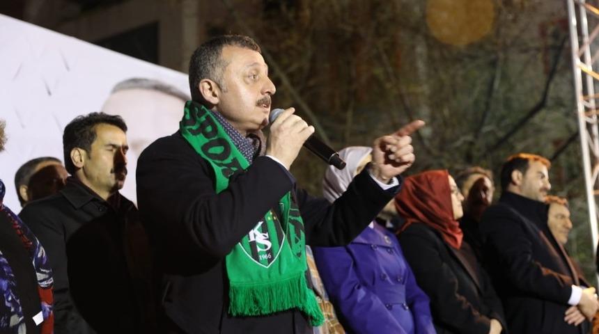 Kocaeli Büyükşehir Belediyesi’nin yeni başkanı Tahir Büyükakın oldu