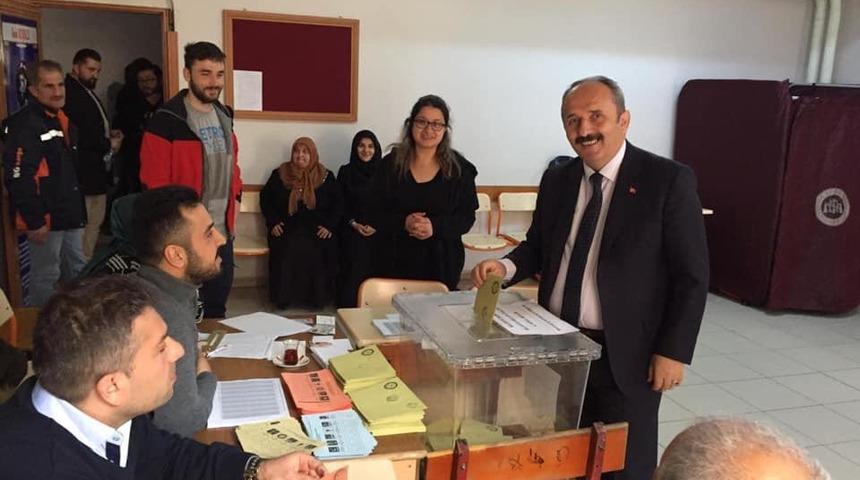 Artvin Yusufeli'nde, AK Parti'li aday 3 oy farkla kazandı