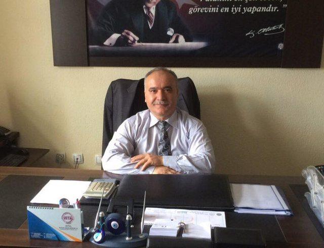 Denizli'de AK Parti'li Zolan koltuğunu kaptırmadı