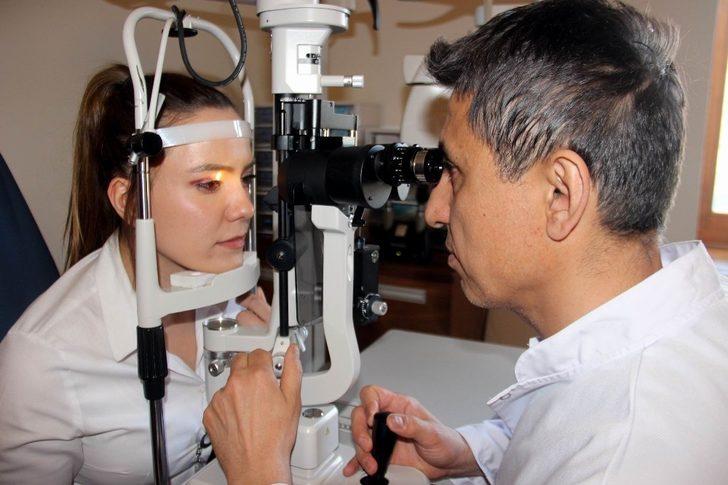 Akıllı merceklerle 40 yaşından sonra gözlüklerden kurtulabilirsiniz