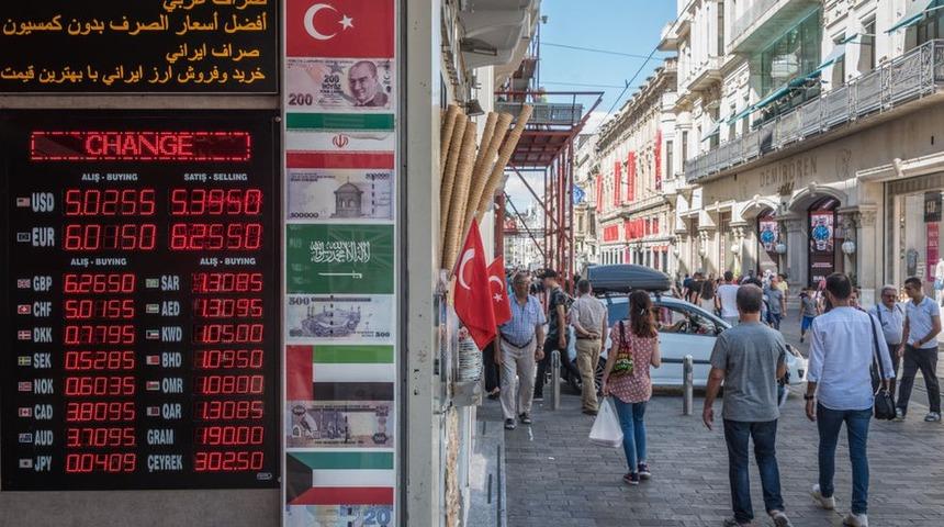 Financial Times: Türk Lirası kaçınılmaz sonucu bekliyor