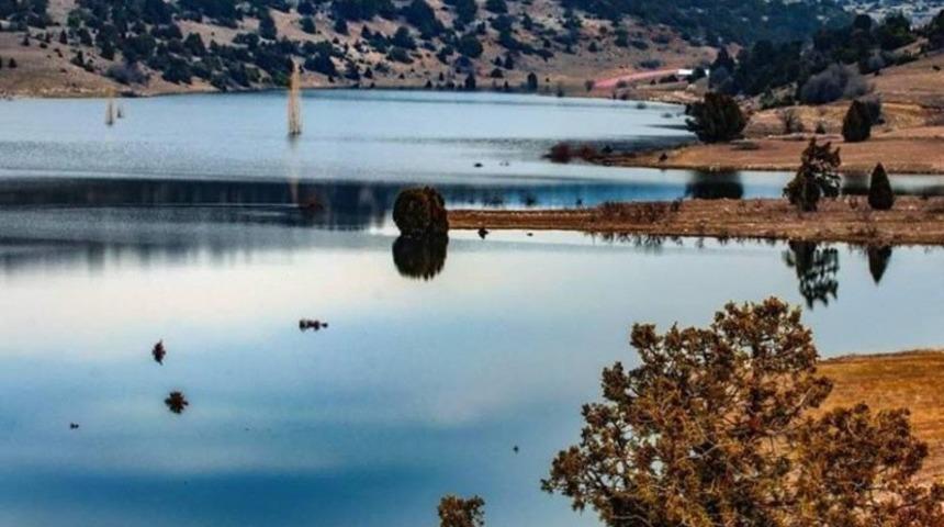 Eski köy baraj gölü sularının altında kaldı