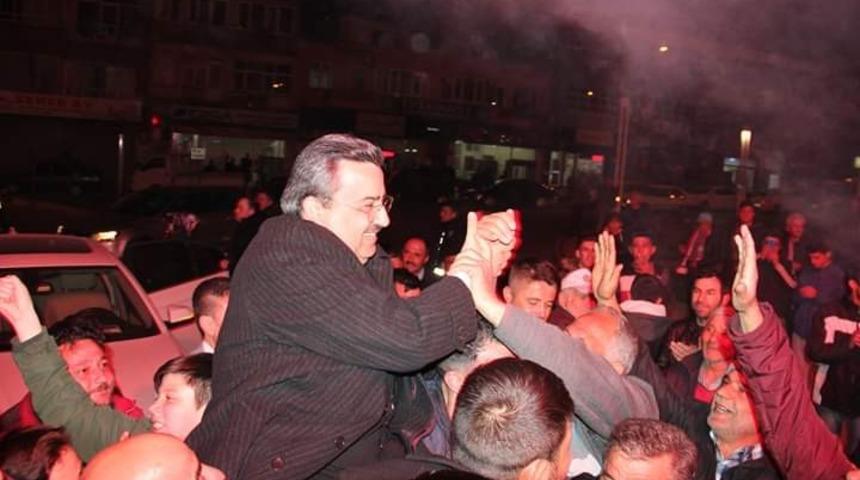 Kırkağa&ccedil;&rsquo;ta Cumhur İttifakı adayı Ged&uuml;z yeniden se&ccedil;ildi