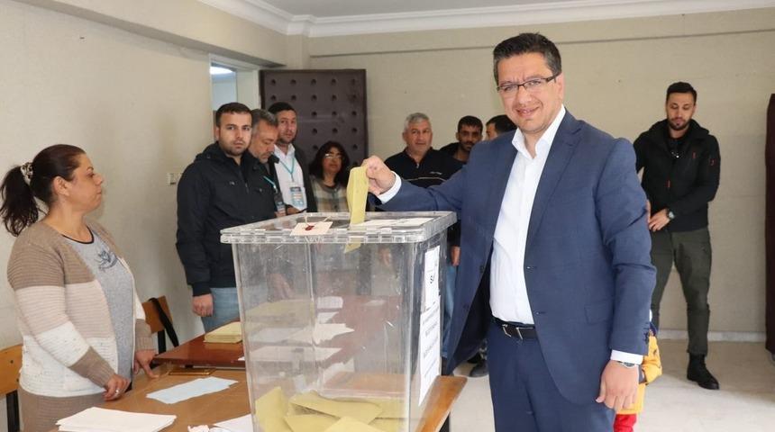 &Ouml;calan&rsquo;ın memleketinde 30 yıl sonra AK Parti kazandı