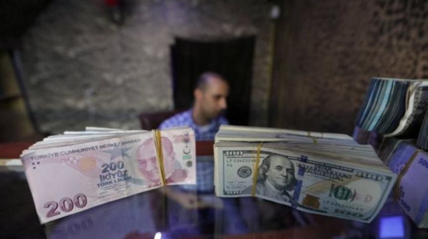  Fitch: Dolar küresel rezerv para konumunu kaybedebilir  