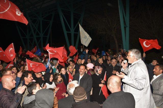 Başan Bozkurt bir törende iki zaferi kutladı