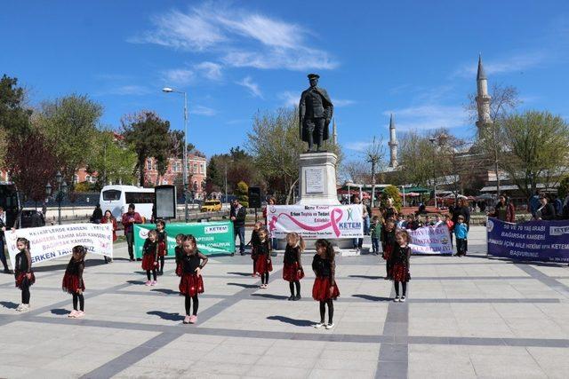 Minik kalplerden kansere farkındalık