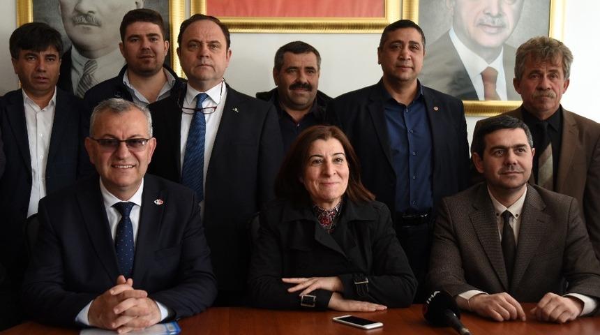 11 oy farkla kırmızı harita turuncuya d&ouml;nd&uuml;