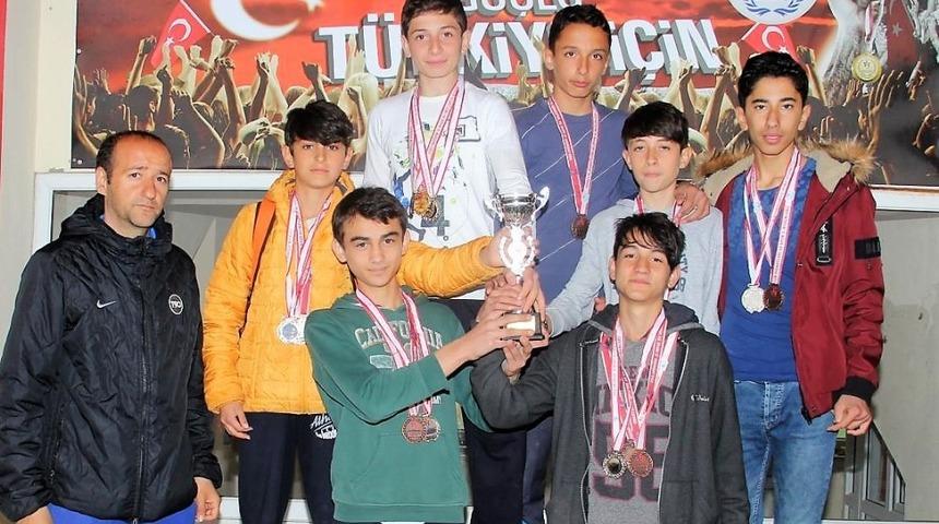 Kahramanmaraş’ta atletizm yarışları