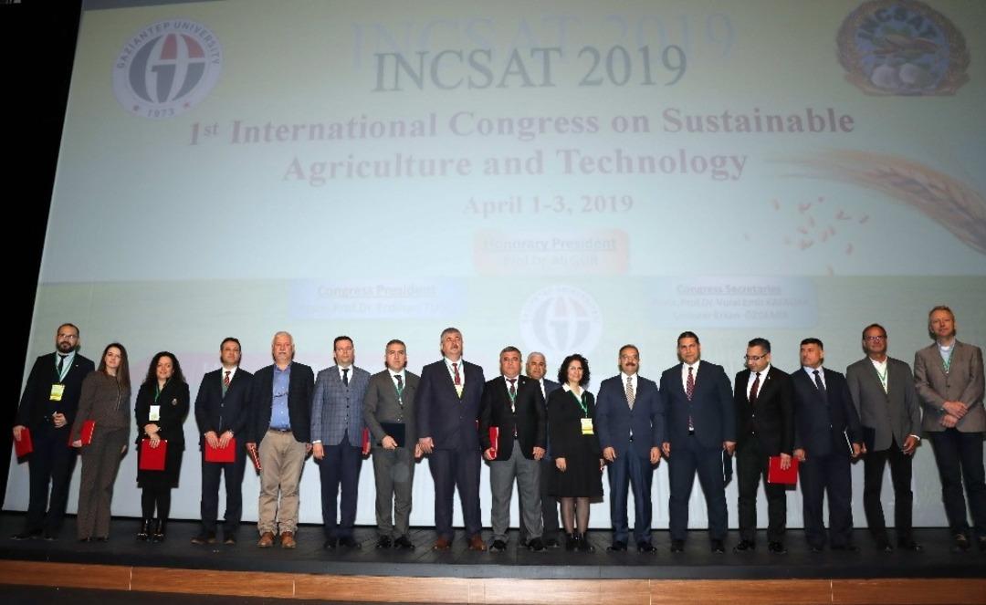 GA&Uuml;N&rsquo;de "Uluslararası S&uuml;rd&uuml;r&uuml;lebilir Tarım ve Teknoloji" kongresi başladı