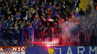 UEFA, Dinamo Zagreb'e 2 maç seyircisiz oynama cezası verdi