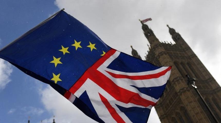 İngiliz Parlamentosu 4 Brexit senaryosunu reddetti