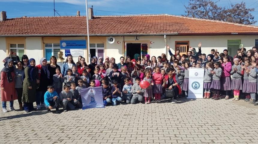 DP&Uuml; Damla Topluluğu&rsquo;ndan Sevdiğin İlk ve Ortaokulu&rsquo;na ziyaret