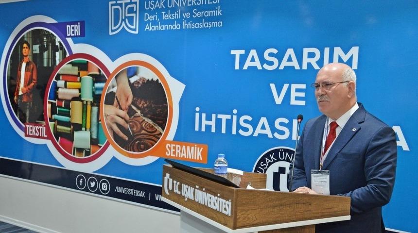 Pilot &uuml;niversiteler Uşak&rsquo;ta bir araya geldi