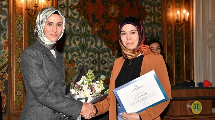 D&uuml;zce &Uuml;niversitesi sunduğu bildiri ile birinci oldu